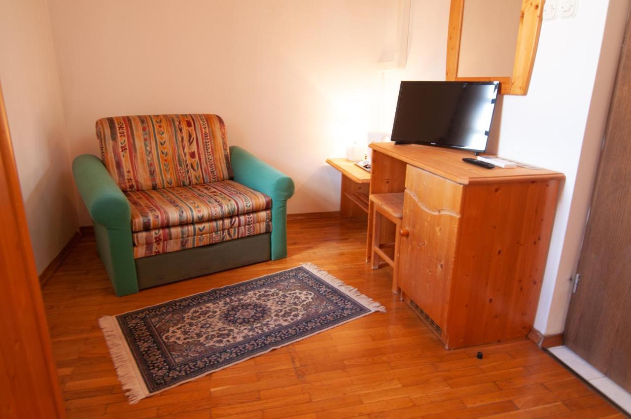 Guest House Vila Korosec 보베츠 외부 사진