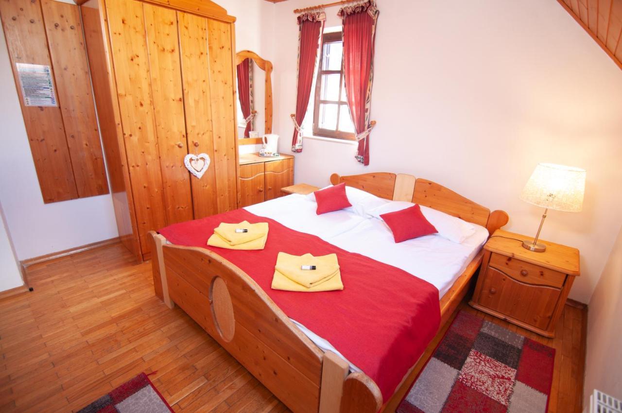 Guest House Vila Korosec 보베츠 외부 사진