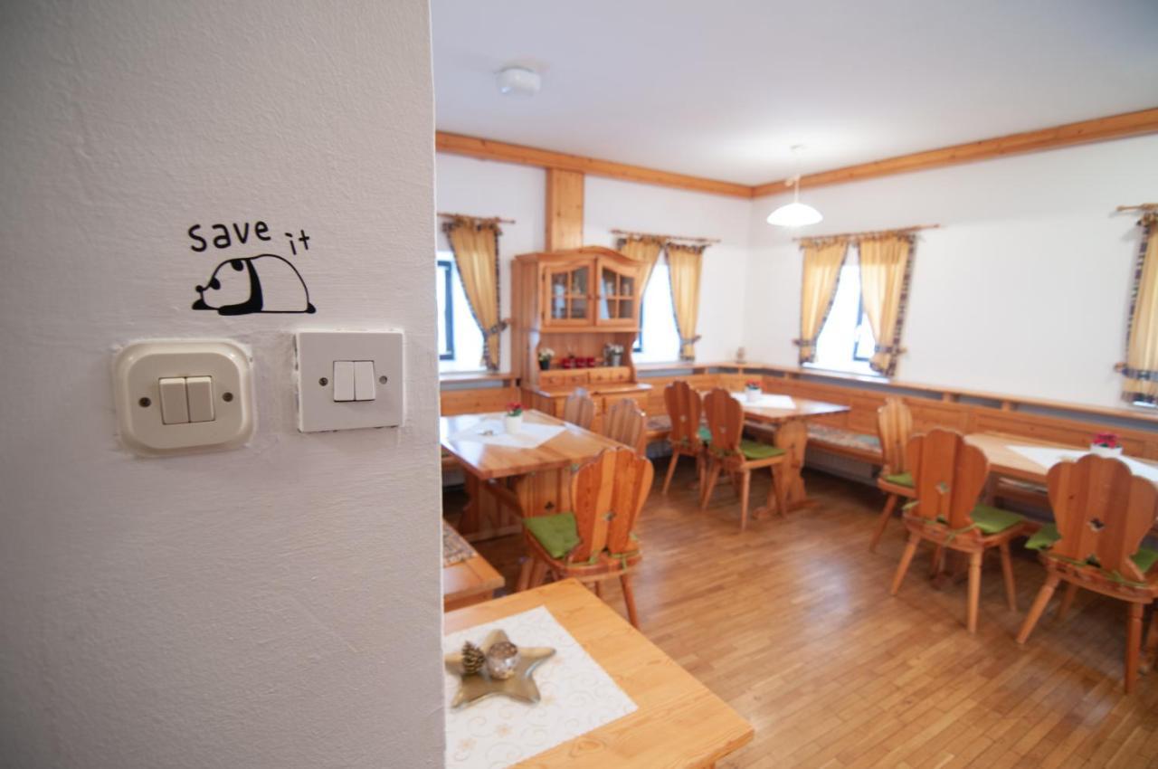 Guest House Vila Korosec 보베츠 외부 사진