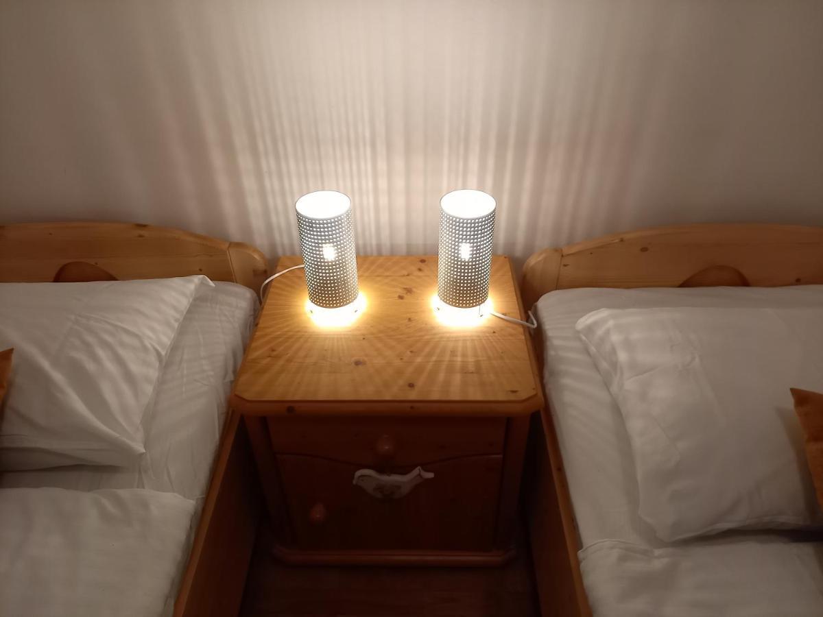 Guest House Vila Korosec 보베츠 외부 사진